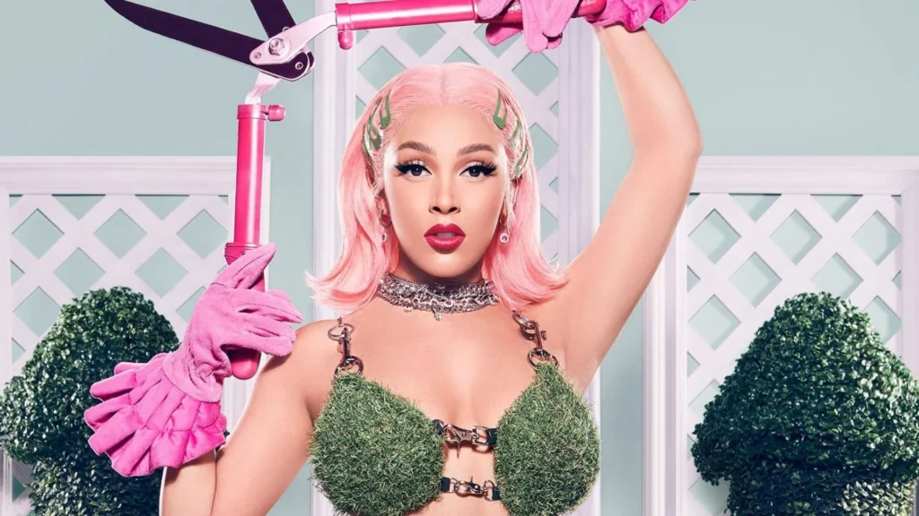 Apesar das polêmicas, Doja Cat é uma fábrica de hits